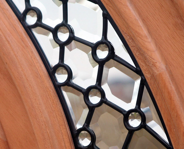 CL-15408 glass closeup