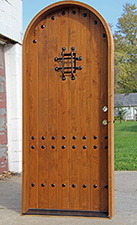SW-71 arched top knotty alder door